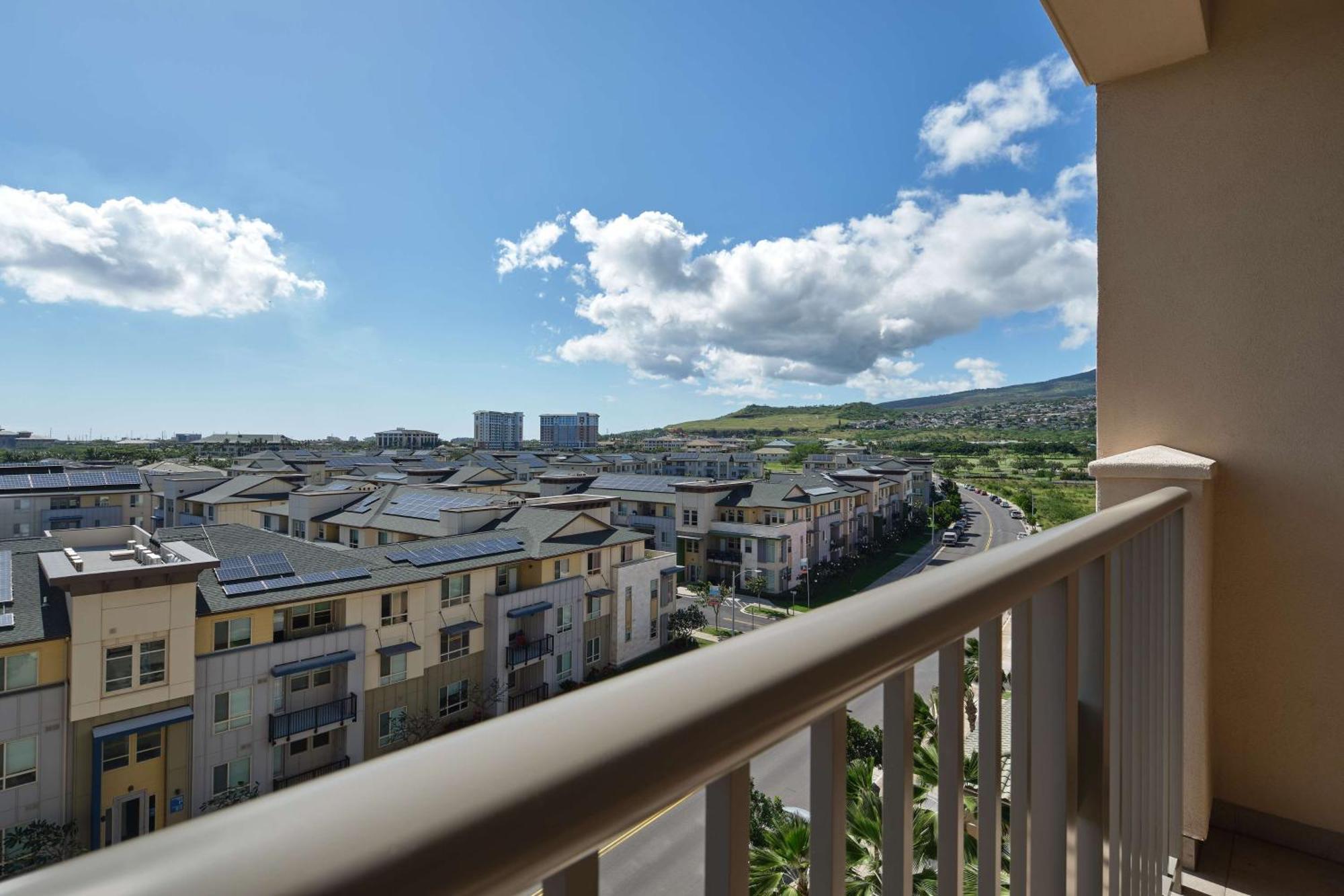 Embassy Suites By Hilton Oahu Kapolei - Free Breakfast Exterior photo